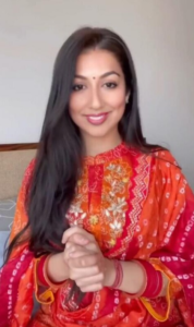 Beautiful Sexy Indian Girl Having Multiple Affair with Foreign - sundarikanya.com