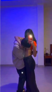 Sexy Young College Girl Kissing Sucking Boyfriend Dick - sundarikanya.com